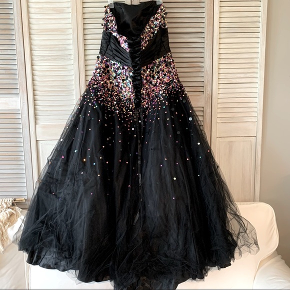 TIFFANY black confetti sequined grad prom dress satin corset back - Picture 4 of 13